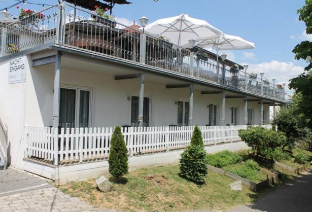Kueffner Hof Hotel Langenbeutingen Luaran gambar